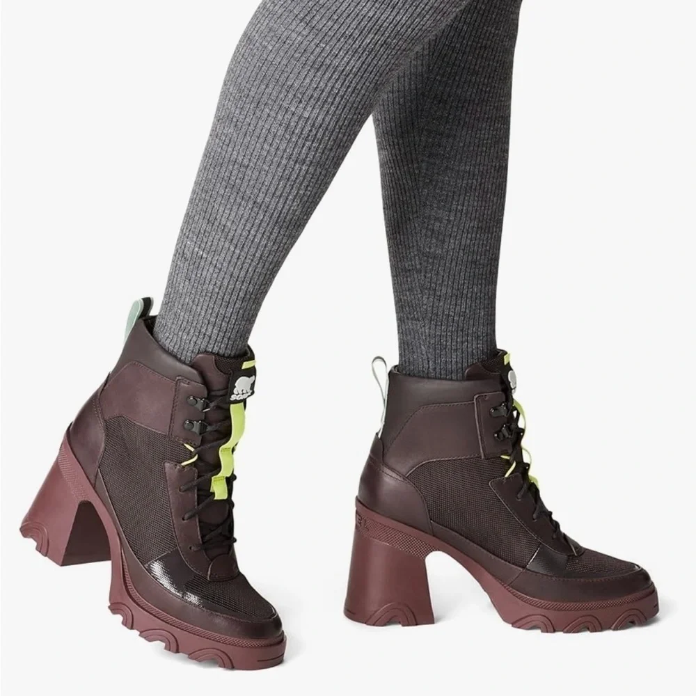 Sorel Brex Heel Lace Boot, Waterproof, Rainboot, Berry, Sz. 5.5 - Picture 2 of 16